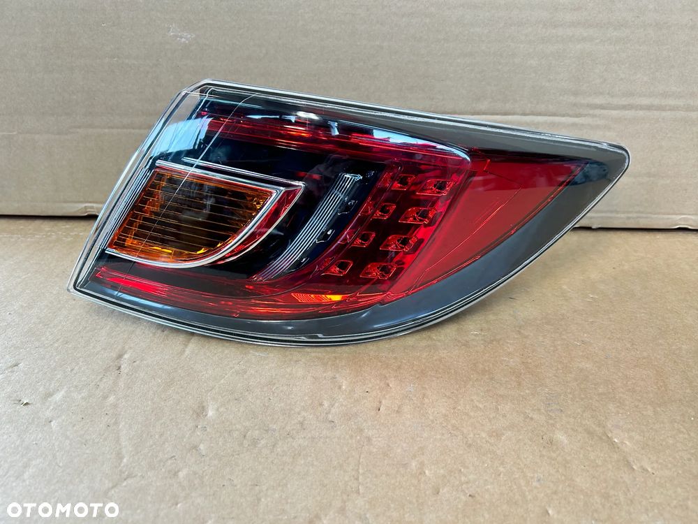 MAZDA 6 GH SEDAN LED LAMPA TYŁ TYLNA PRAWA