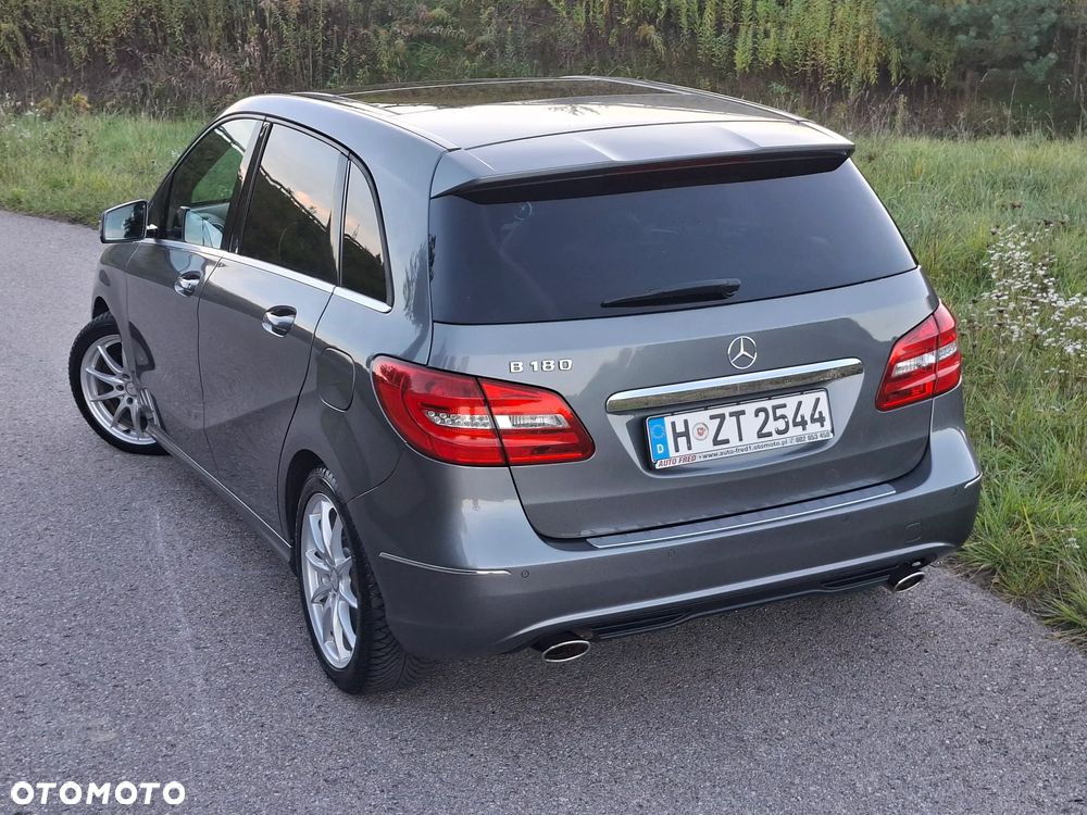 Mercedes-Benz Klasa B 180 BlueEFFICIENCY Edition 1 - 17