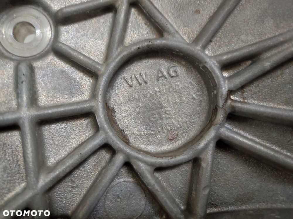 mocowanie wspornik podstawa alternatora audi a6 rs6 c8 4.0 tfsi - 4