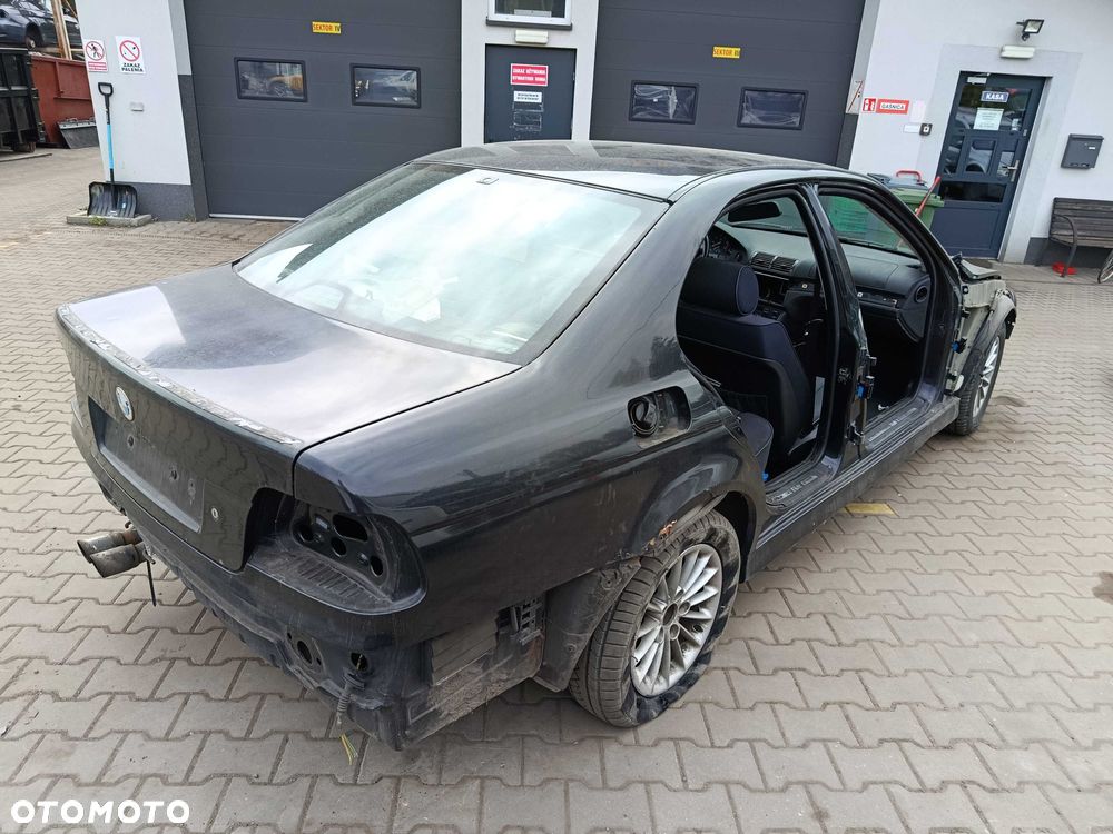BMW E39 M57D30T0 530D 2002R NA CZĘŚCI - 3