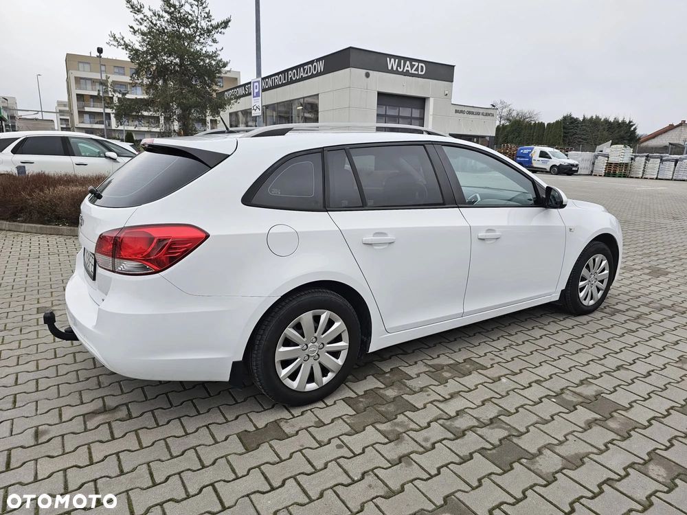 Chevrolet Cruze - 13