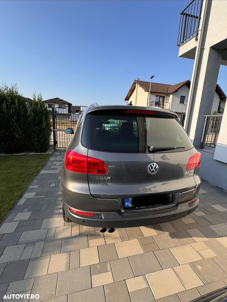 Volkswagen Tiguan 2.0 TDI 4Motion DSG Track & Field - 5