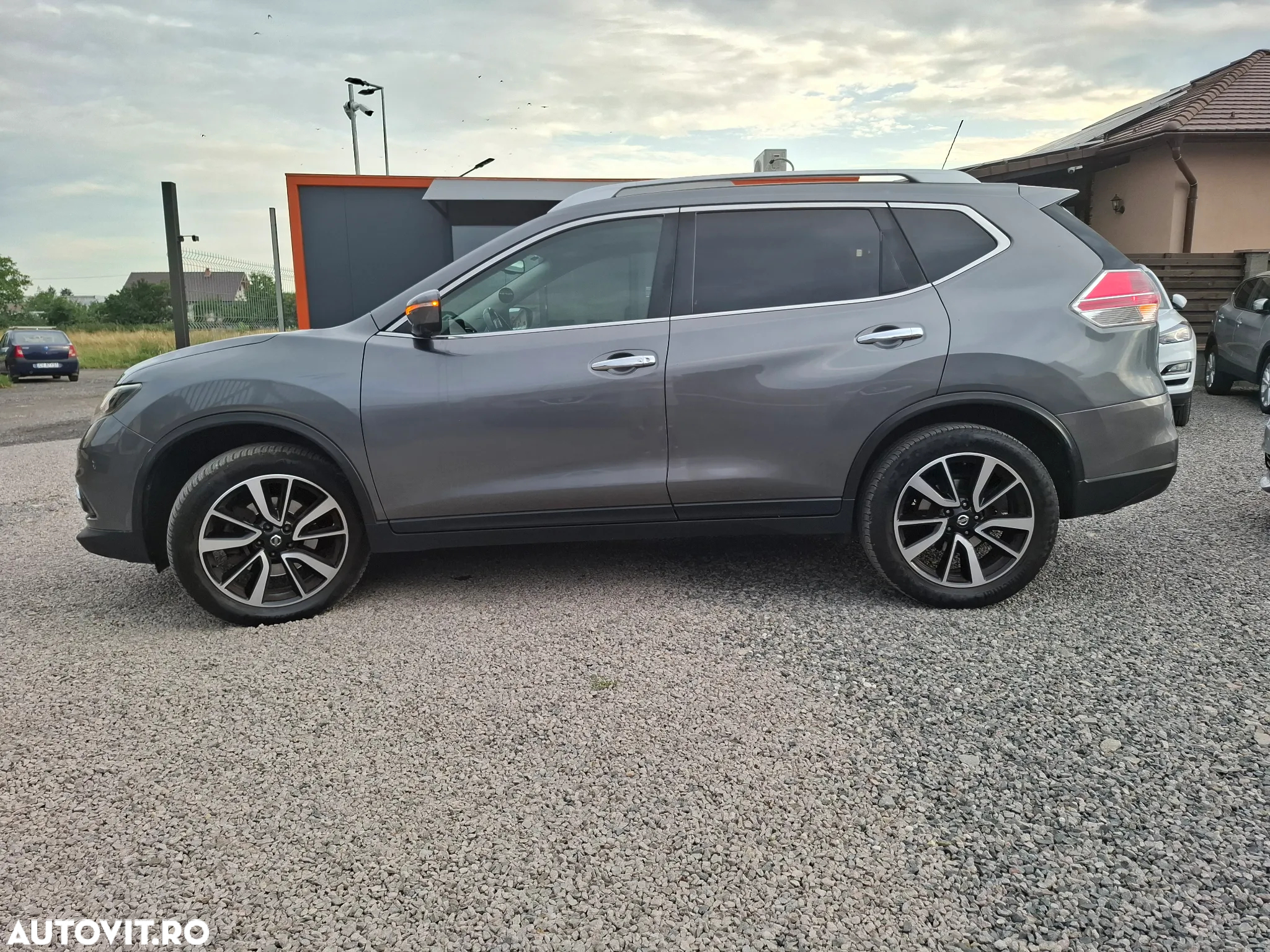 Nissan X-Trail 1.6 dCi N-Connecta - 6