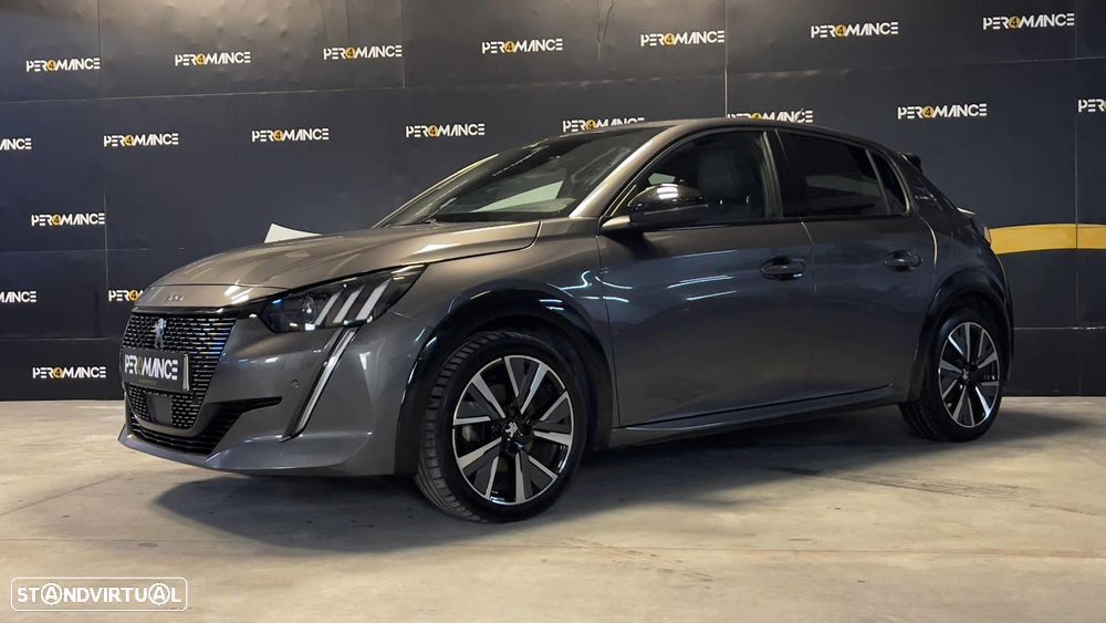 Peugeot 208 1.2 PureTech GT Line EAT8 - 8