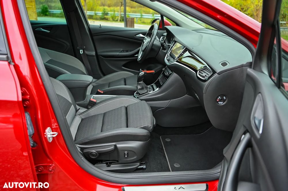 Opel Astra Sports Tourer 1.2 Turbo Elegance - 16