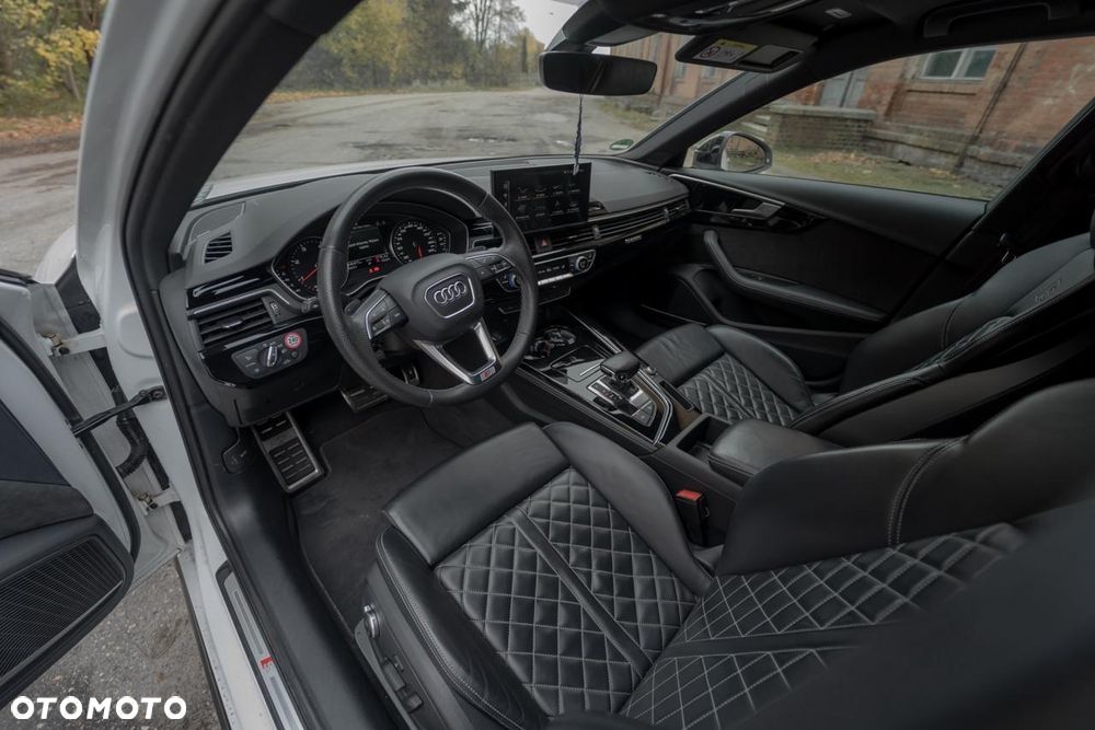 Audi A4 Avant 40 TDI Quattro Sport S tronic - 23