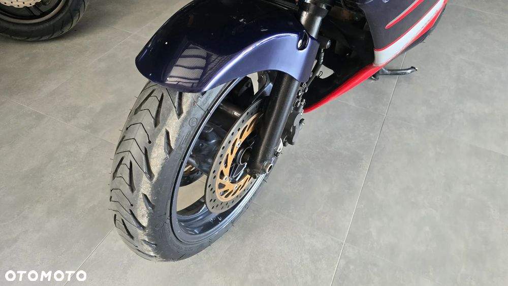 Honda CBR - 21