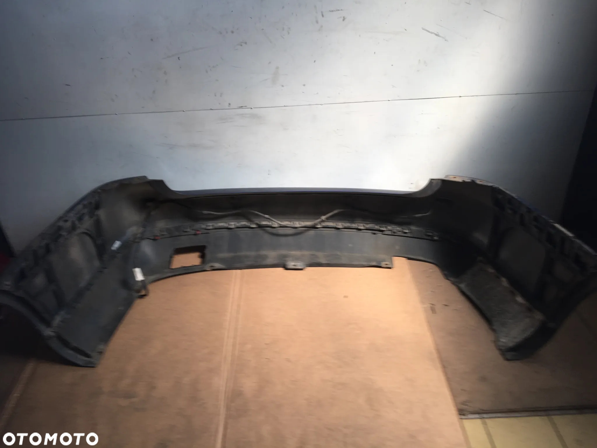 VW GOLF V 09R KOMBI ZDERZAK TYŁ 4 PDC - 4