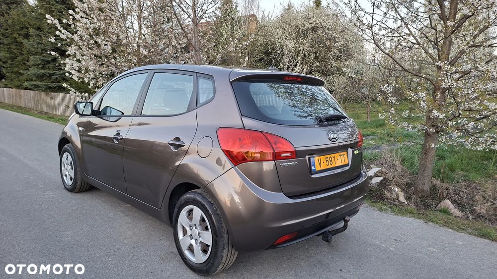 Kia Venga 1.6 CVVT ISG Edition 7 - 10