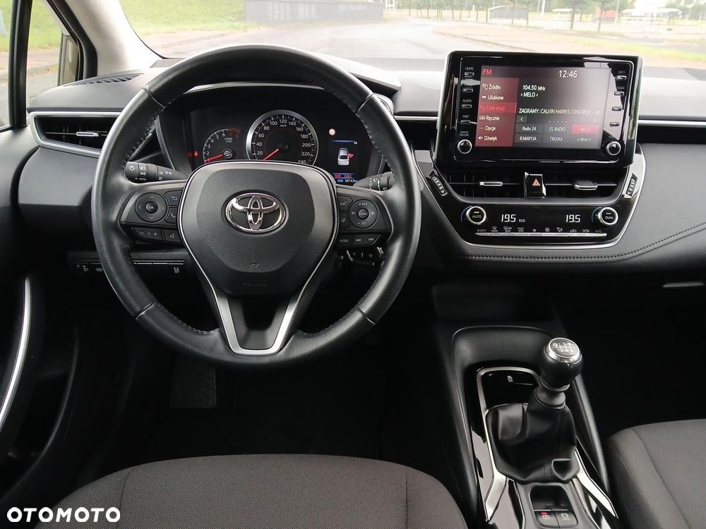 Toyota Corolla - 23