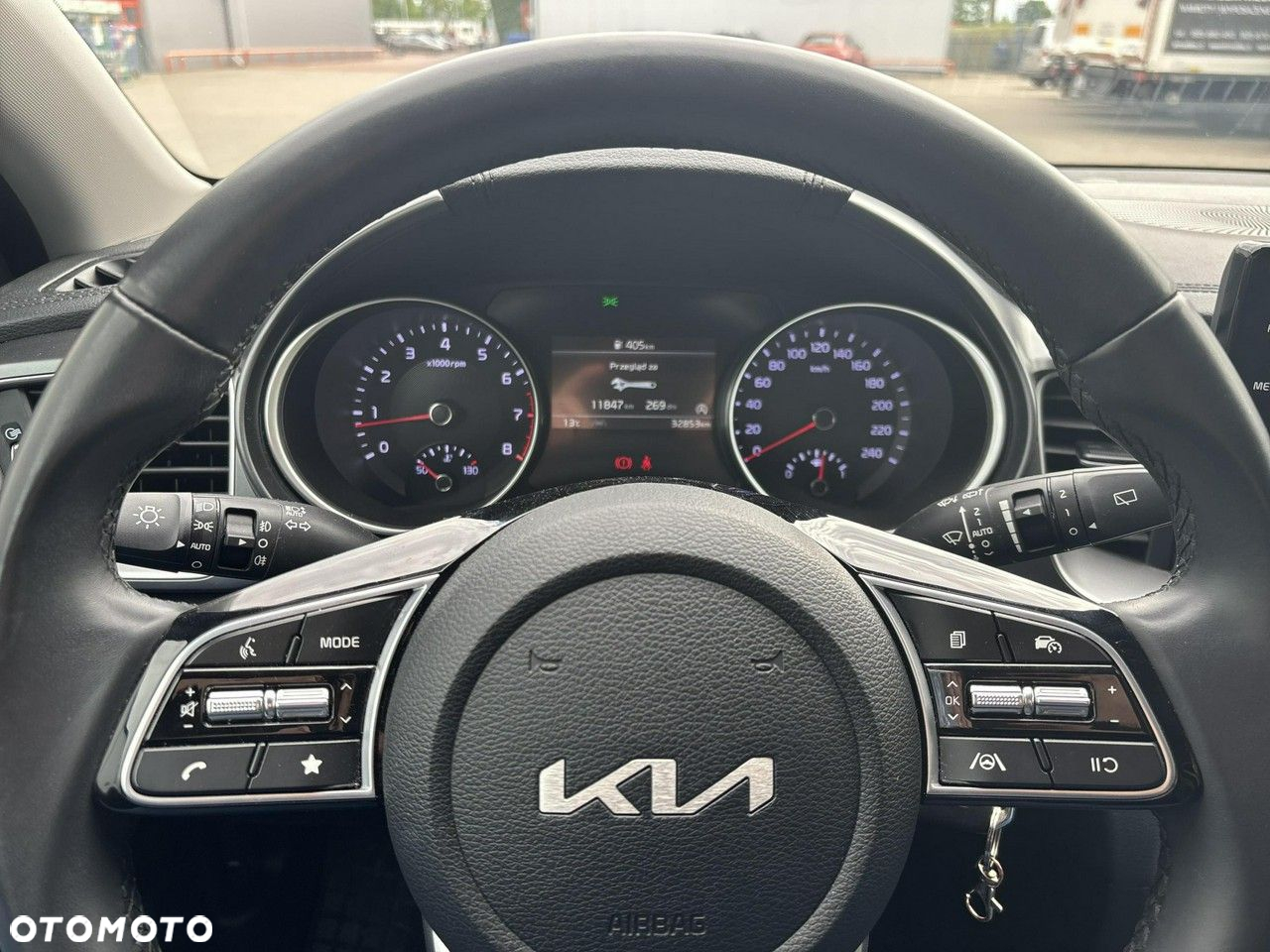 Kia XCeed 1.5 T-GDI M - 14