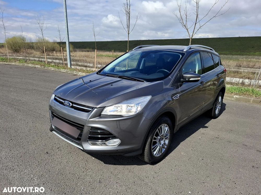 Ford Kuga 2.0 TDCi 4x4 Aut. Titanium - 4