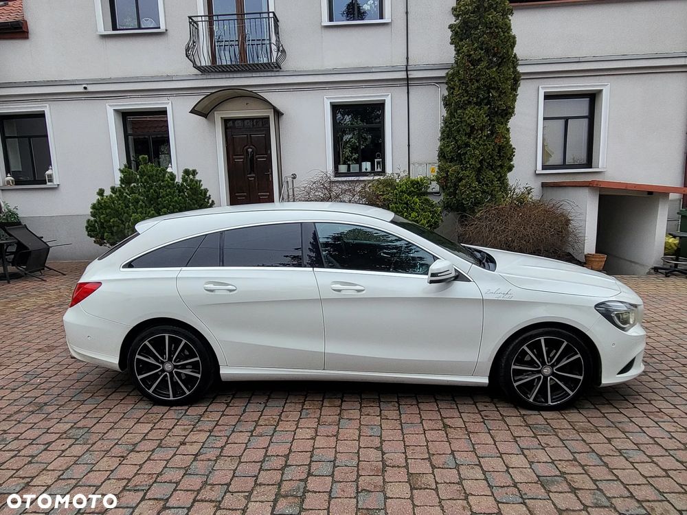 Mercedes-Benz CLA 200 - 16