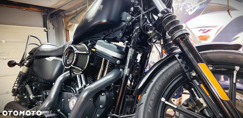 Harley-Davidson Sportster Iron 883 - 13