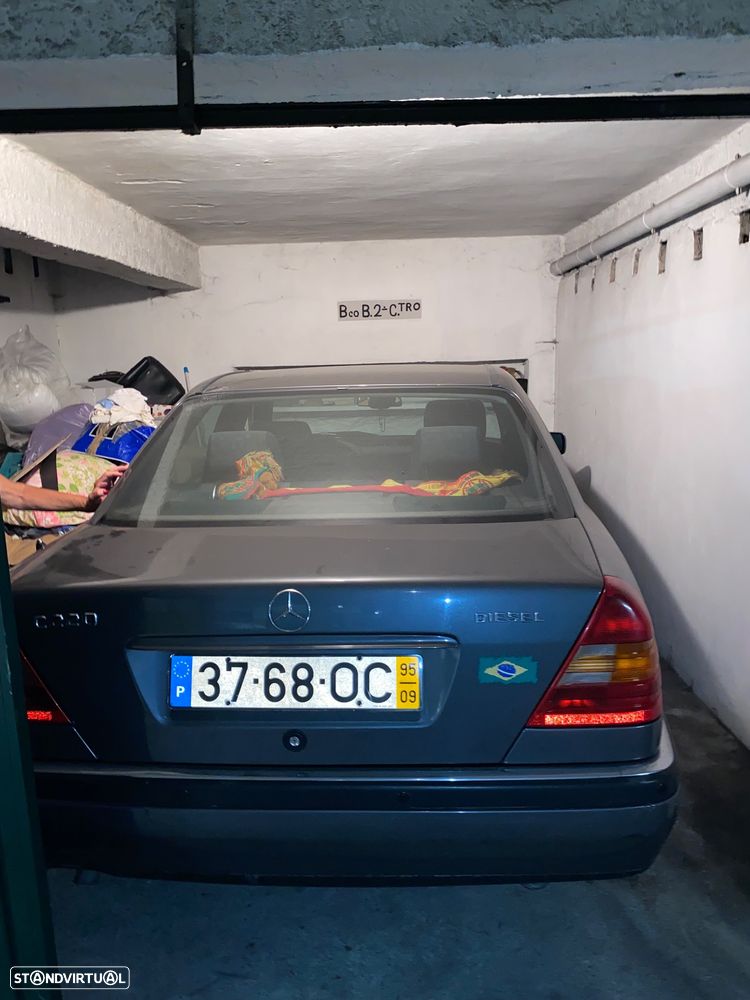 Mercedes-Benz C 220 D - 7