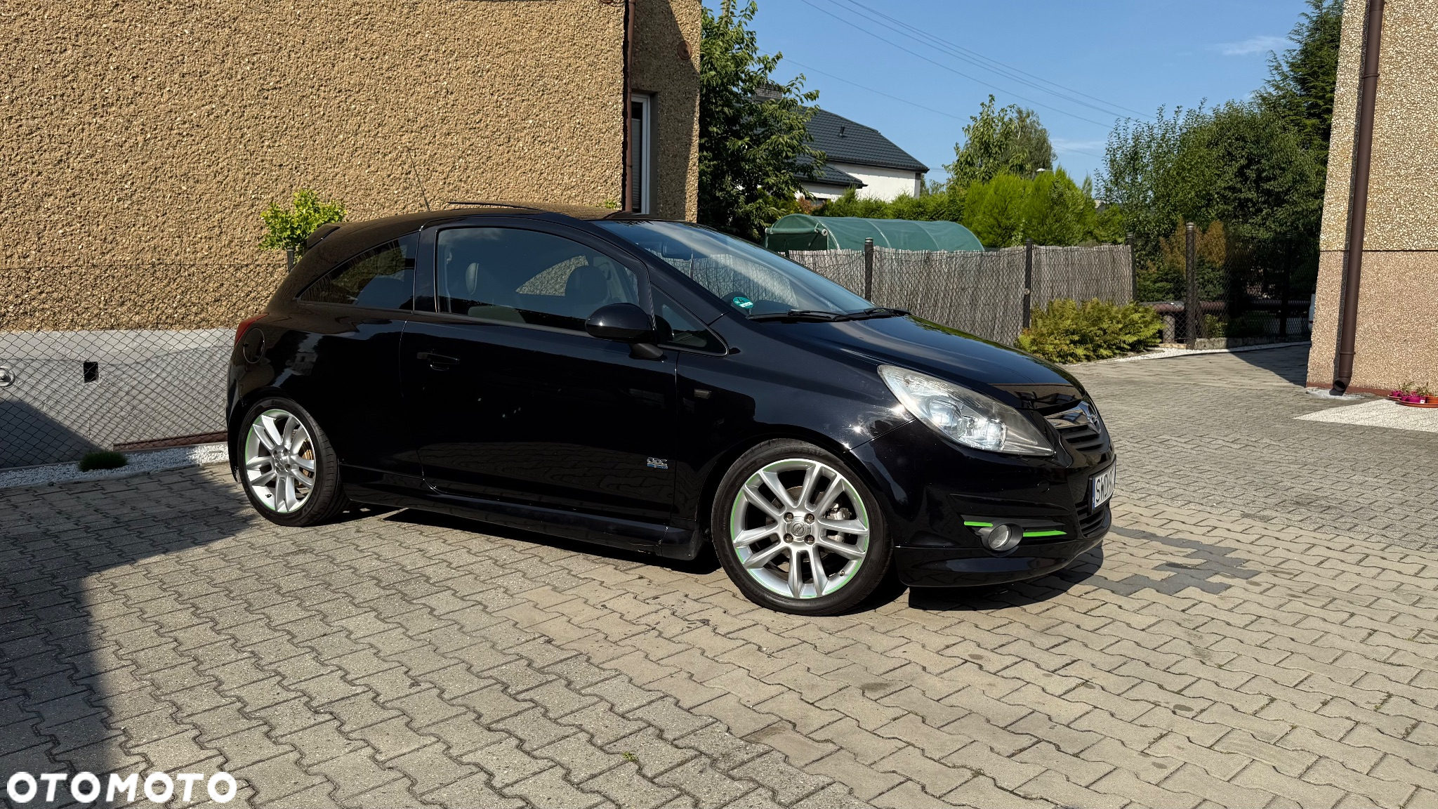 Opel Corsa 1.4 16V Sport - 2