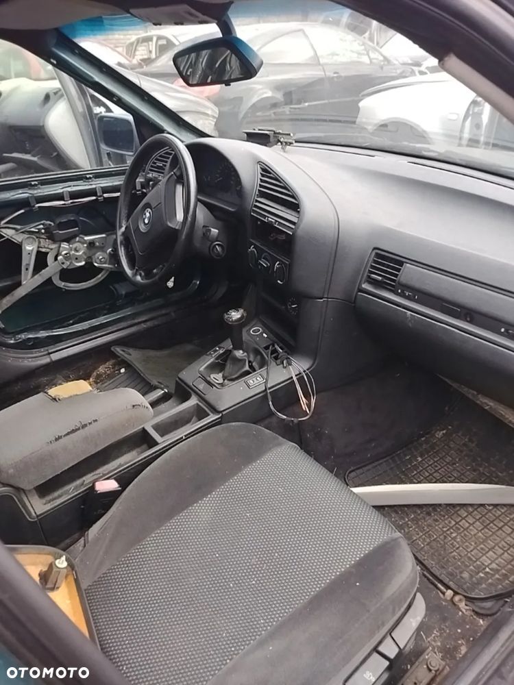 BMW E36 na części - 3