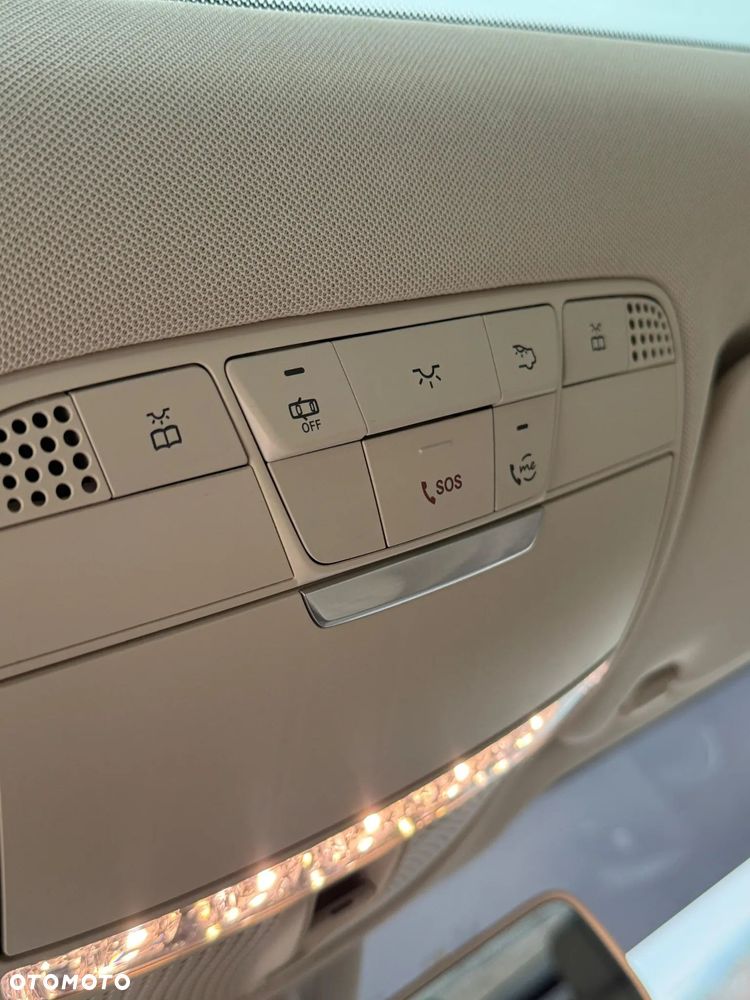 Mercedes-Benz GLC 300 4Matic 9G-TRONIC Exclusive - 31