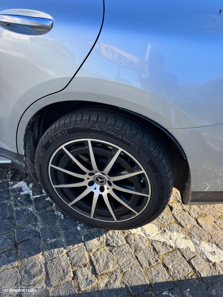 Mercedes-Benz EQC 400 4Matic AMG Line - 3