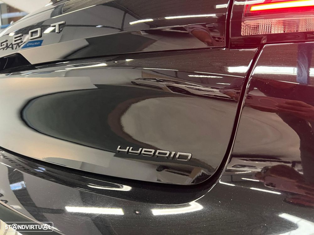 Peugeot 208 1.2 Hybrid Allure e-DCS6 - 9