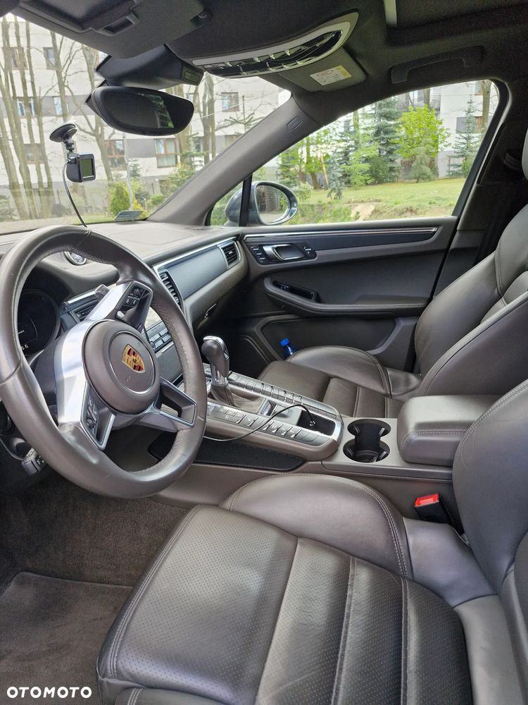Porsche Macan - 11