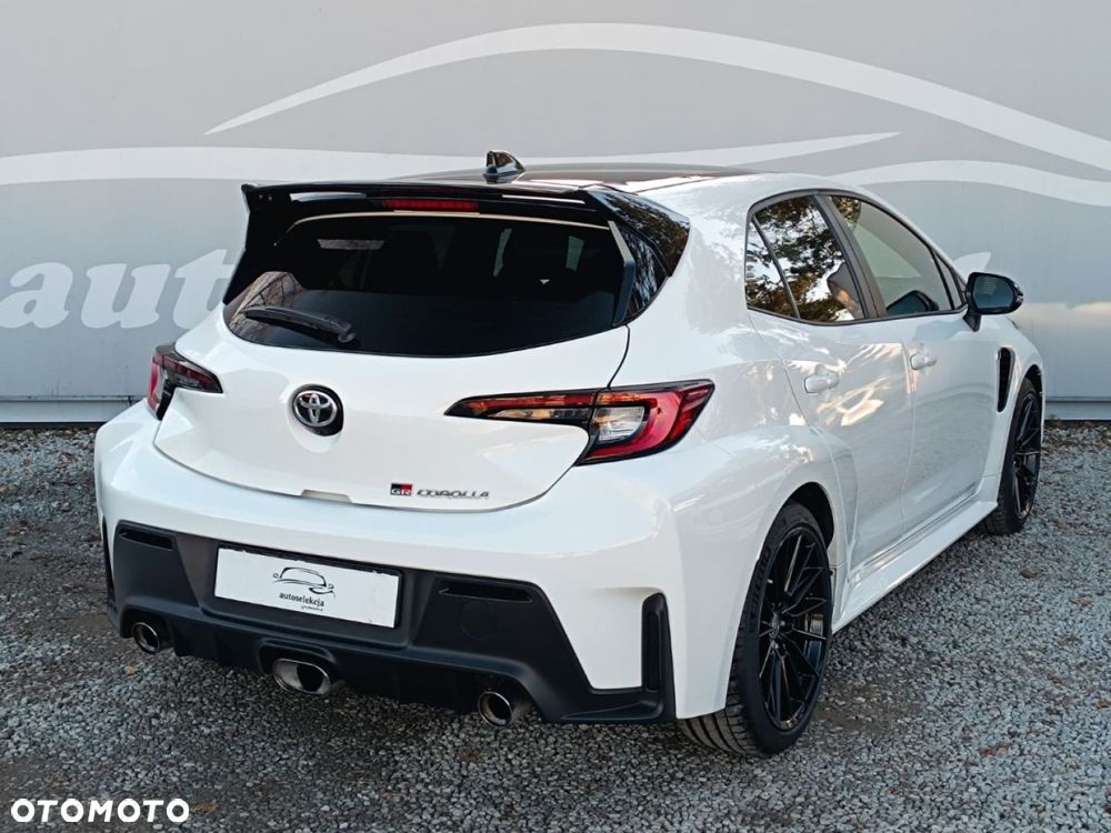 Toyota GR Corolla - 14