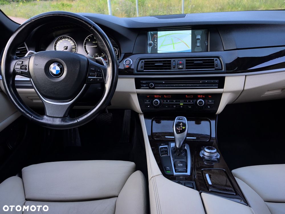 BMW Seria 5 520d - 18