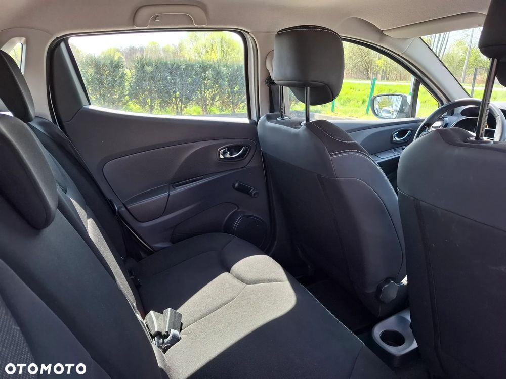 Renault Clio - 30