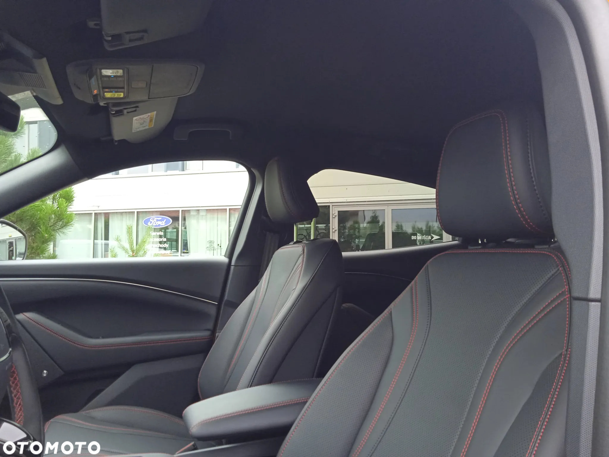 Ford Mustang Mach-E 98kWh AWD Premium - 15
