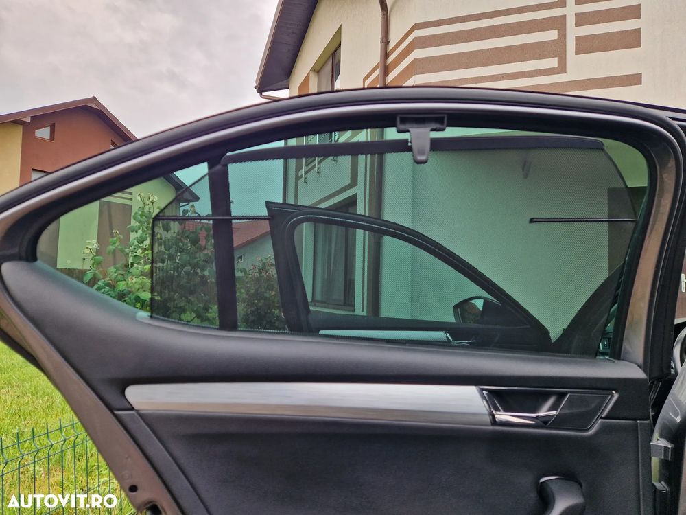 Skoda Superb 2.0 TDI DSG Ambition - 8