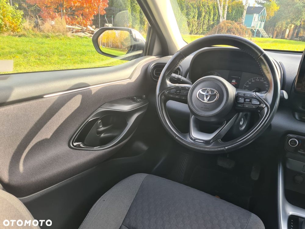 Toyota Yaris Hybrid 1.5 Selection Elegant - 9