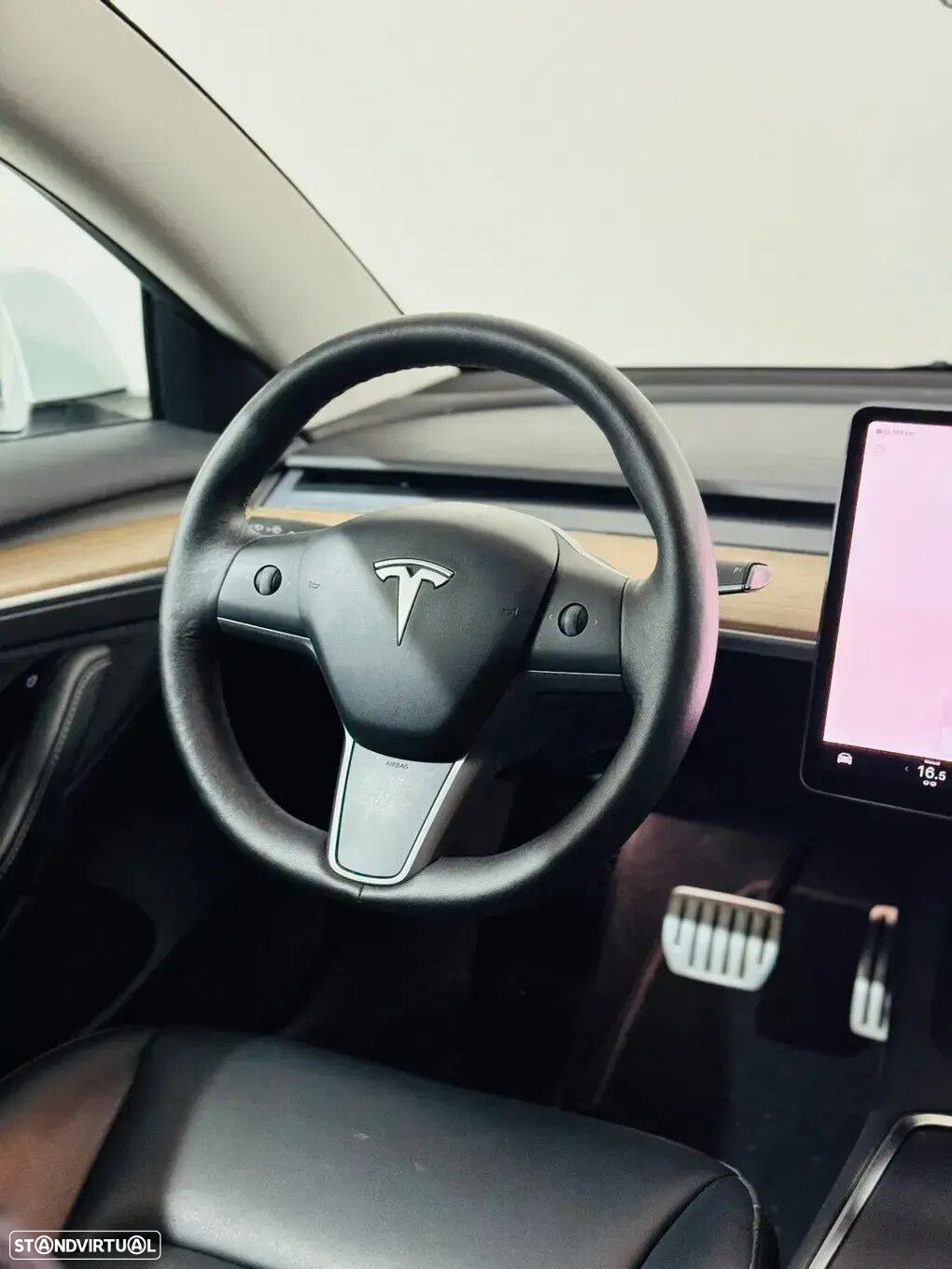 Tesla Model 3 - 11