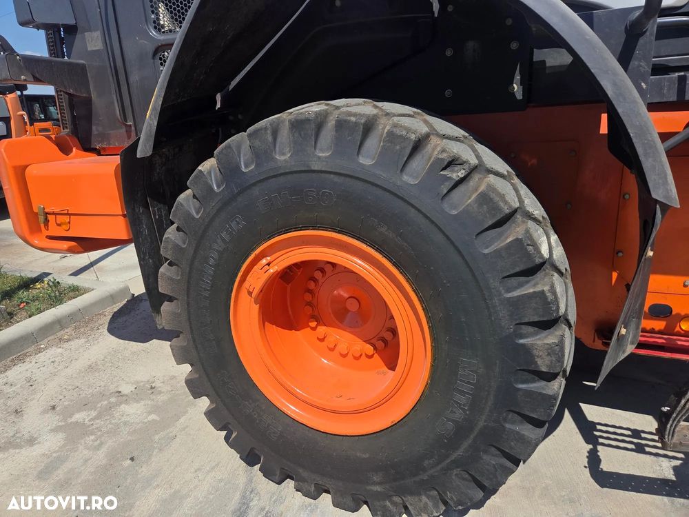 Hitachi ZW250-6, 2018, cupa 4mc, produsa in JAPONIA, masa operationala 22,7tone, anv 23,5R25 80% ok, Consum mediu 10l/ora, camera mers masalier, STARE FOARTE BUJNA-posibilitate leasing 2 ani-PROMOTIE 66.900 EUR+Tva - 13