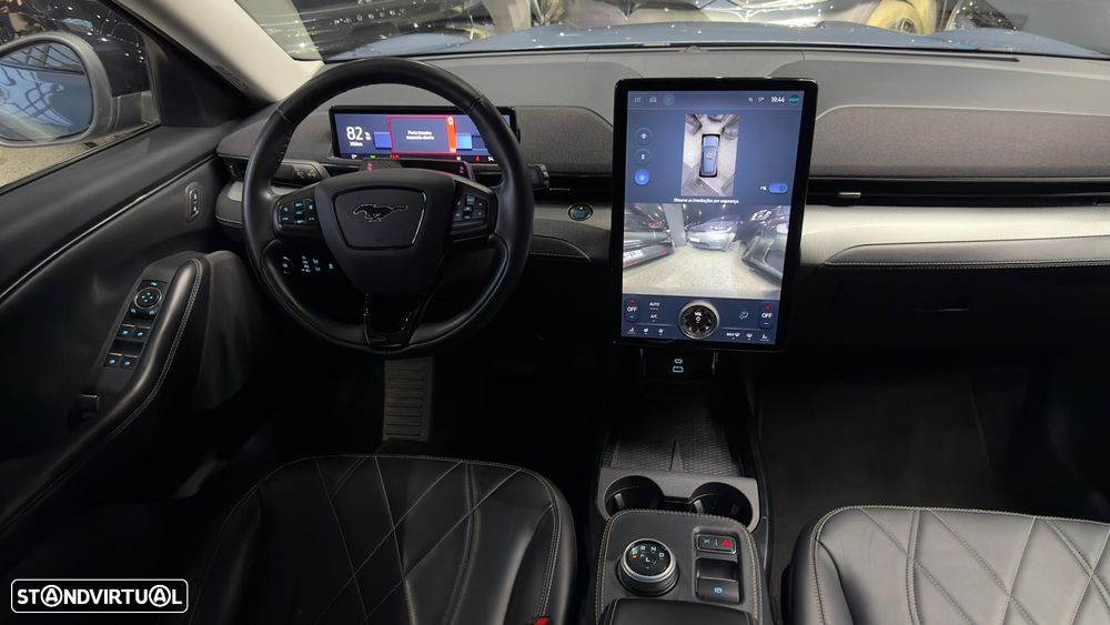 Ford Mustang Mach-E Standard - 25