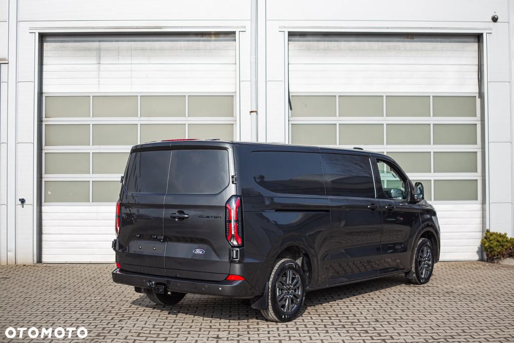 Ford Transit Custom - 8