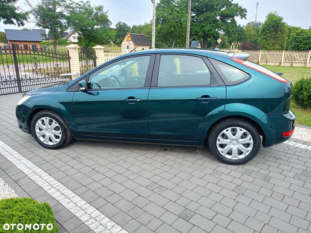 Ford Focus 1.6 Edition - 6