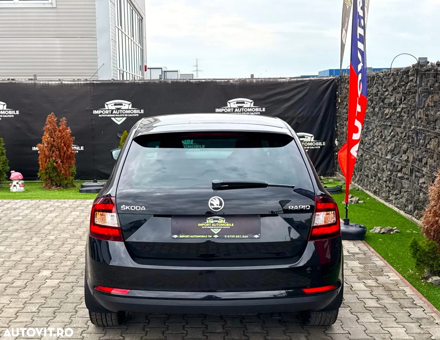 Skoda RAPID Spaceback 1.6 TDI Style+ Green tec - 12