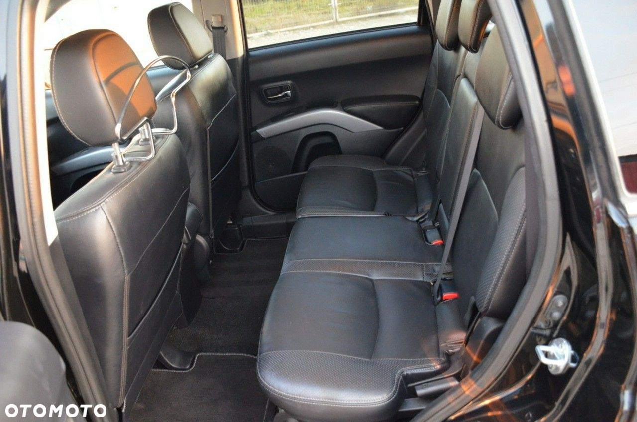 Citroën C-Crosser - 28
