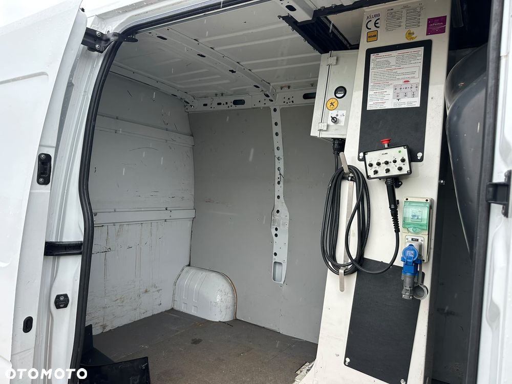 Renault Master _ PODNOŚNIK KOSZOWY, ZWYŻKA _ 2019r _ Klubb K26 - 27