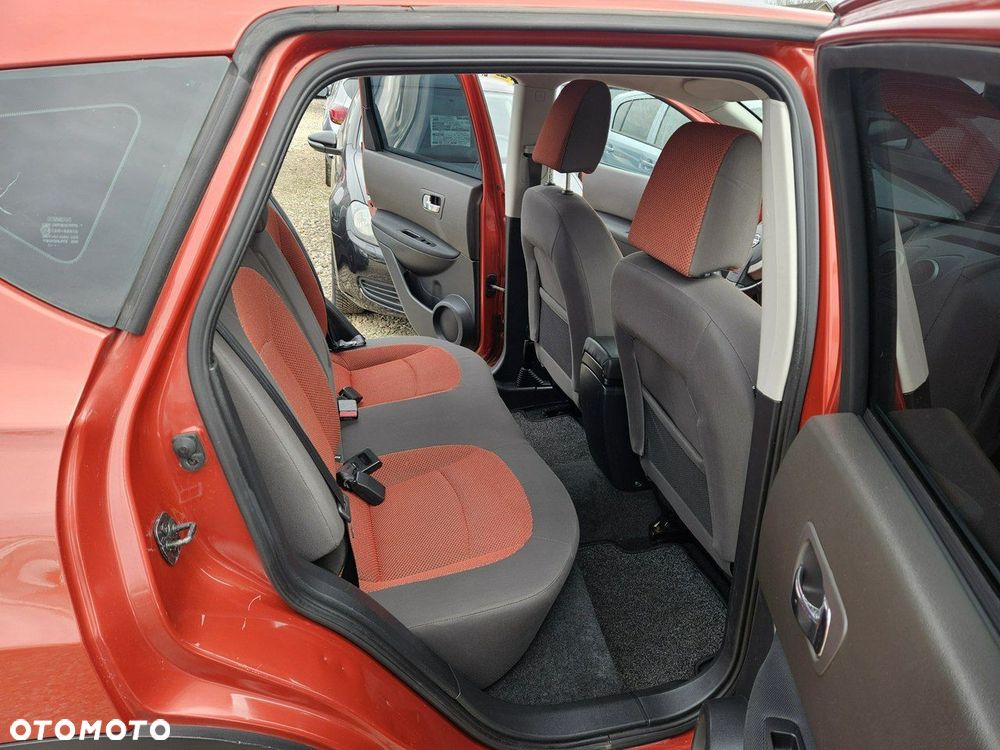 Nissan Qashqai - 11