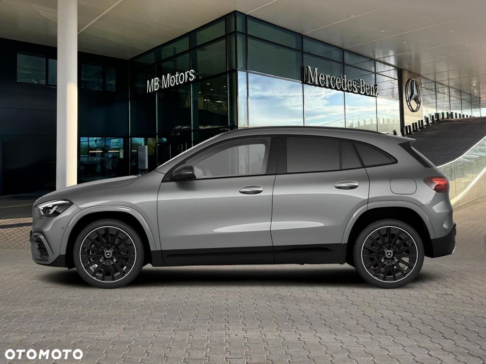 Mercedes-Benz GLA - 3