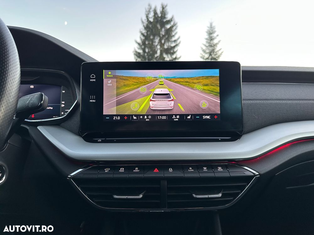 Skoda Octavia Combi 2.0 TDI DSG Edition - 21