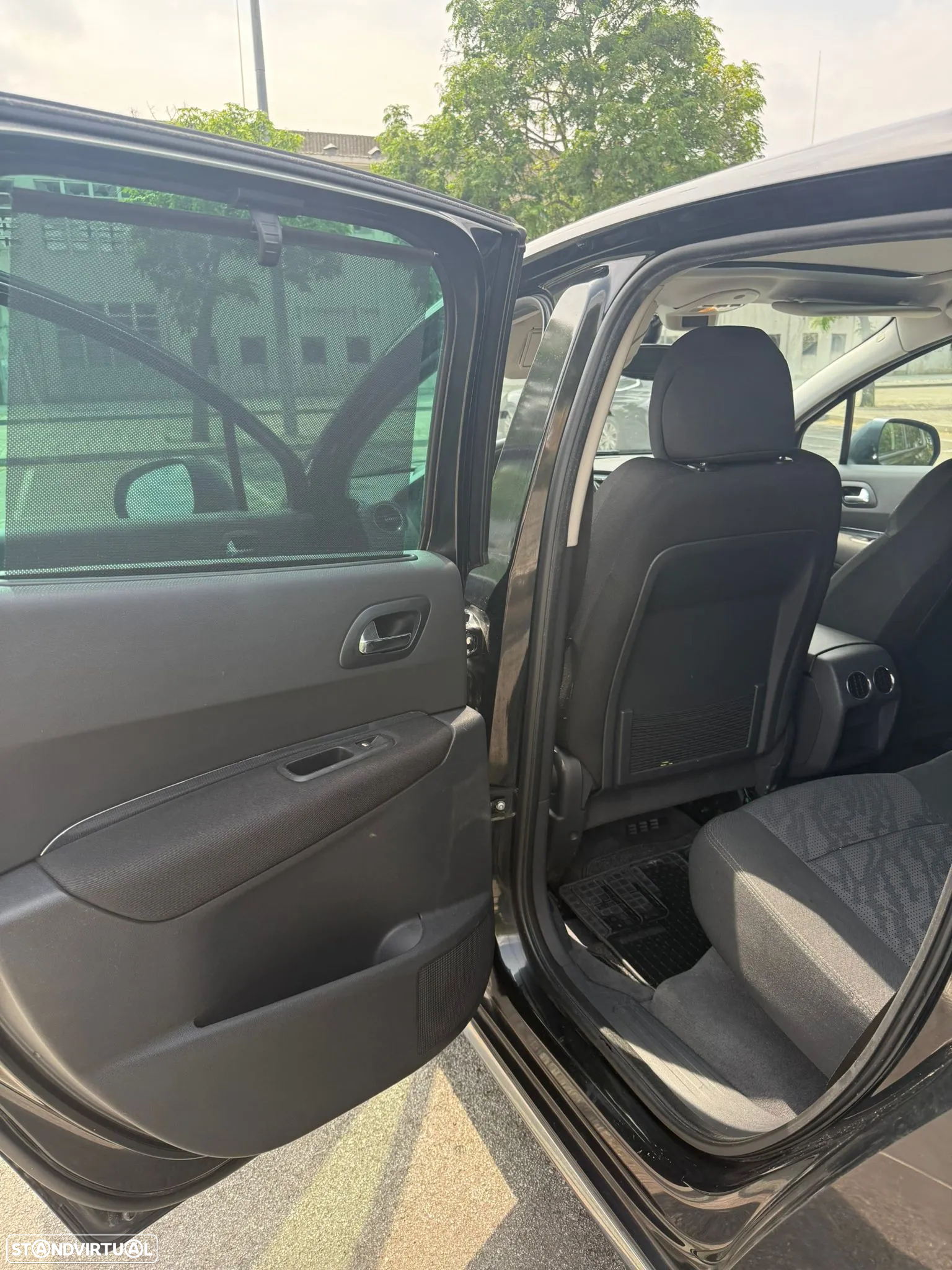 Peugeot 3008 1.6 HDi Sport - 17