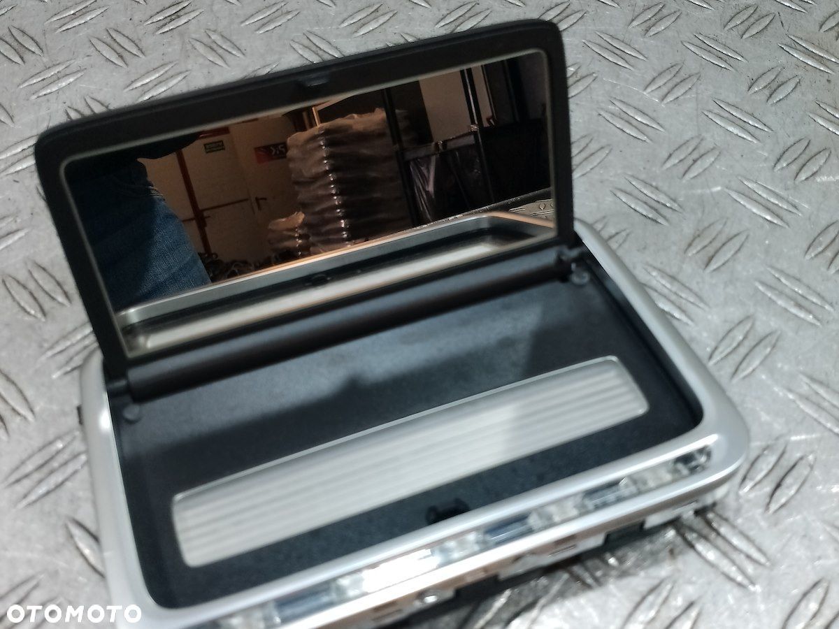 LUSTERKO KOSMETYCZNE MAYBACH X222 C028N109 - 1
