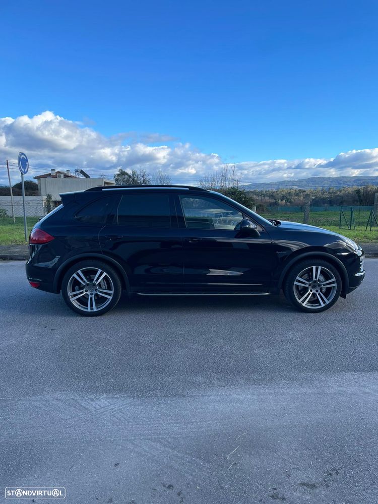 Porsche Cayenne S - 6