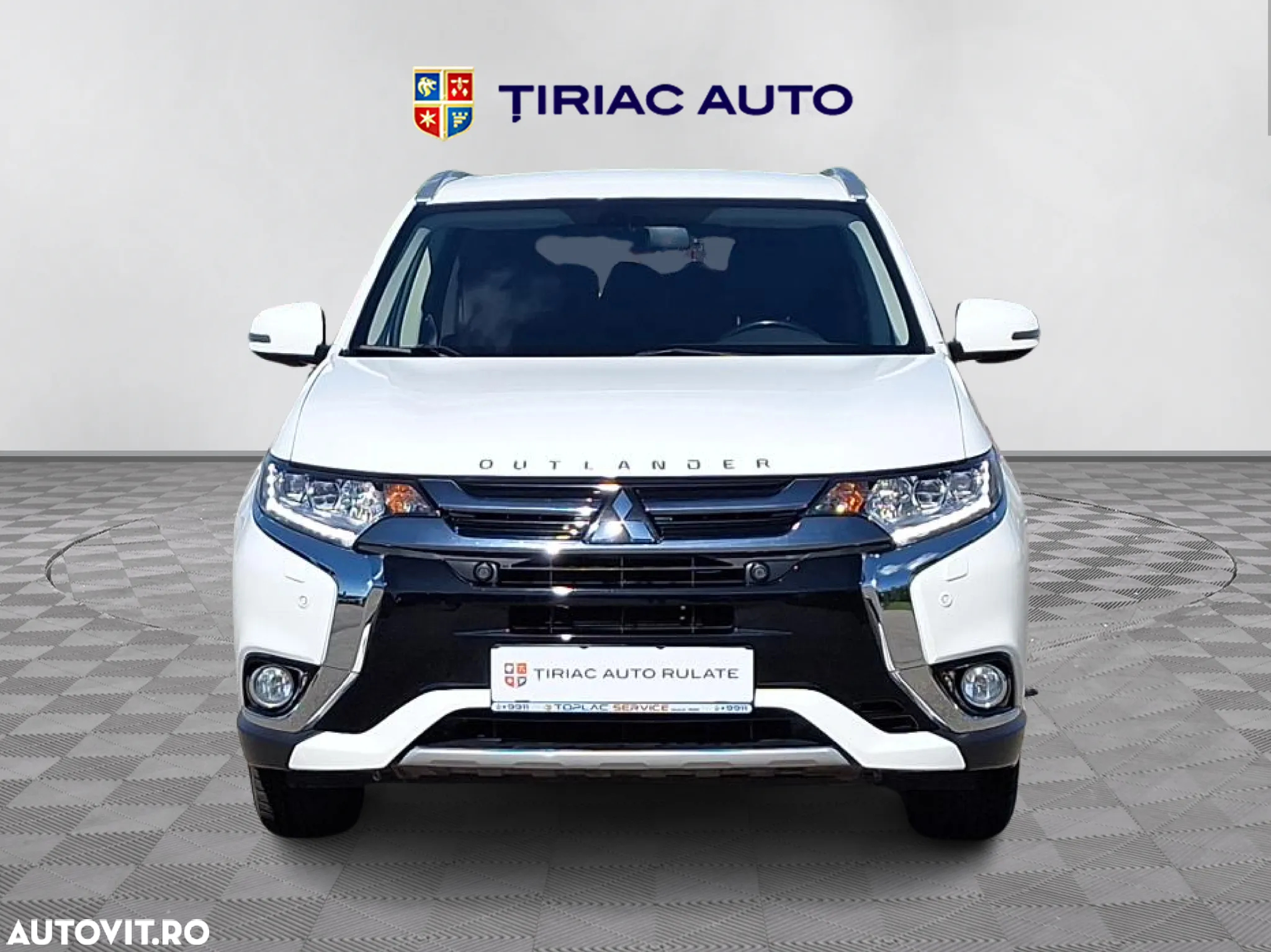 Mitsubishi Outlander - 8