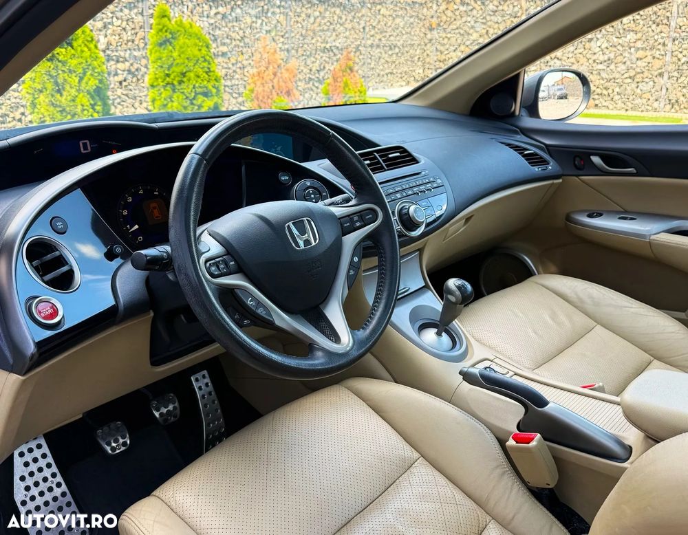 Honda Civic 1.8i-VTEC Executive - 17
