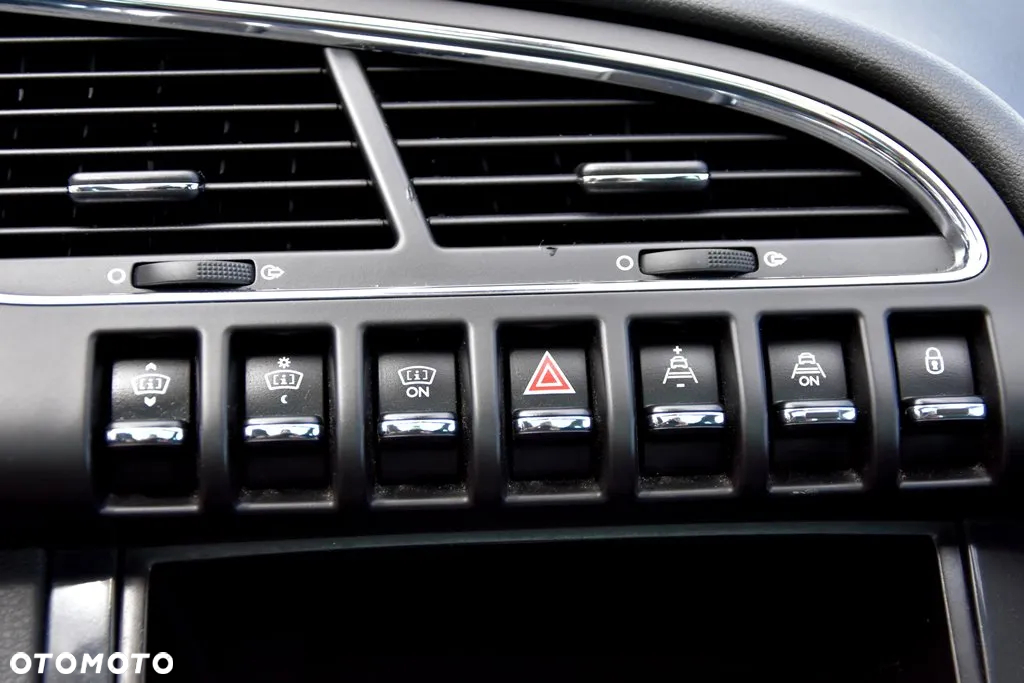 Peugeot 3008 HDi FAP 110 EGS6 Premium - 30