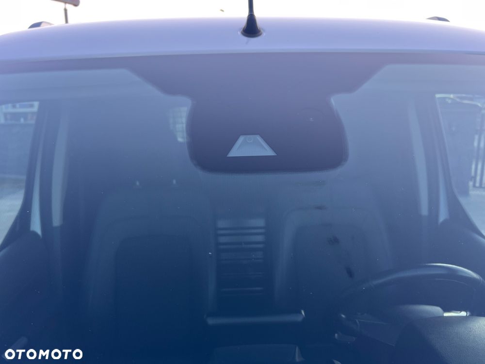 Ford Connect Sport - 36