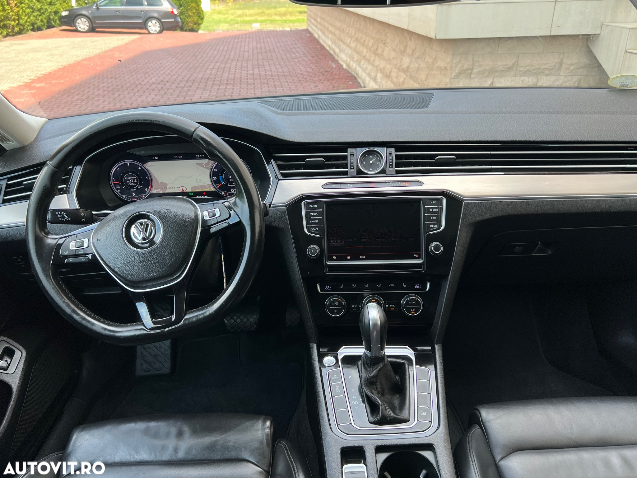 Volkswagen Passat 2.0 TDI (BlueMotion Technology) DSG Highline - 17
